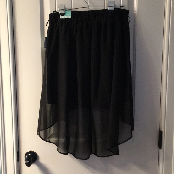 Maurices High-Low skirt - Picture 3 of 3